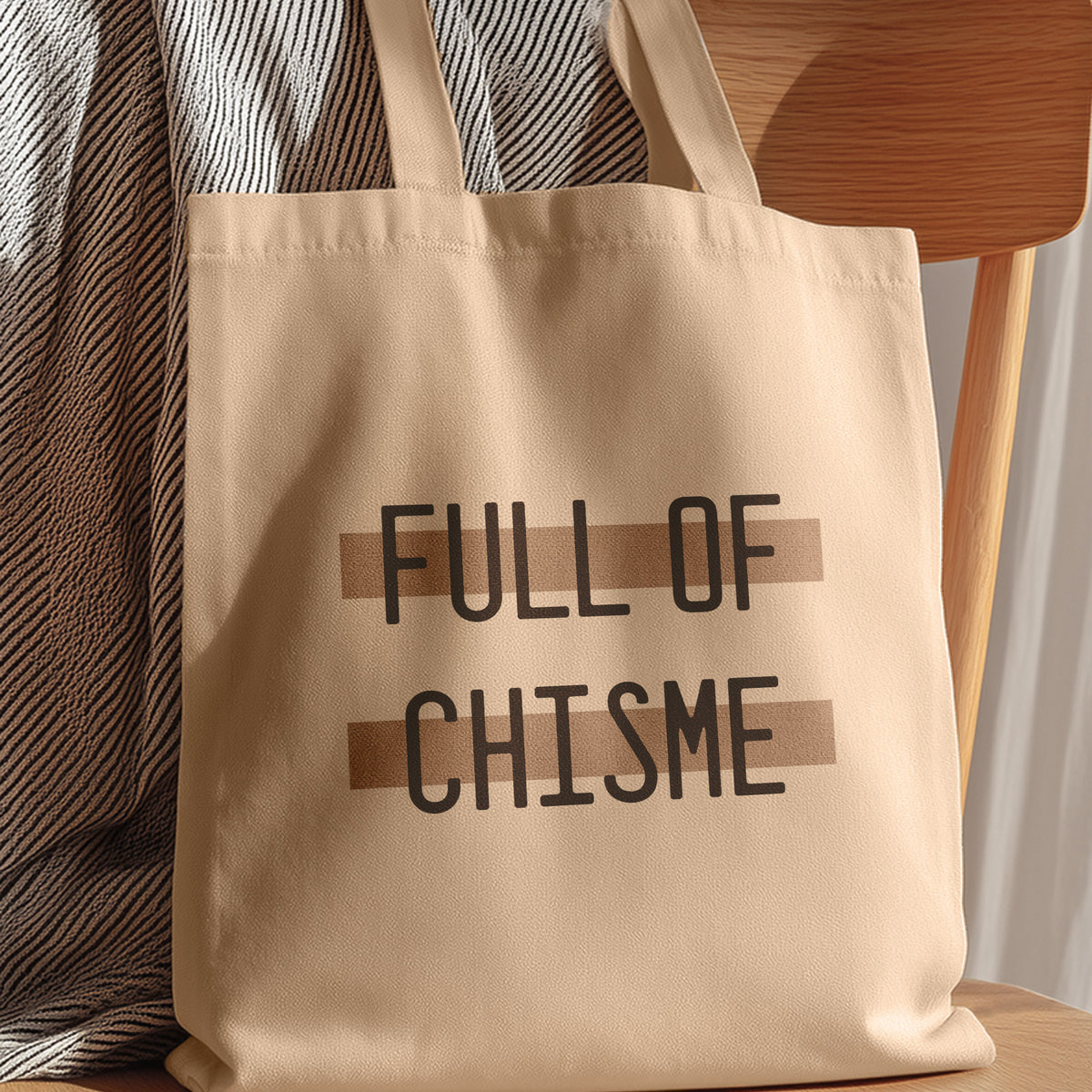 cute tote bag full of chisme